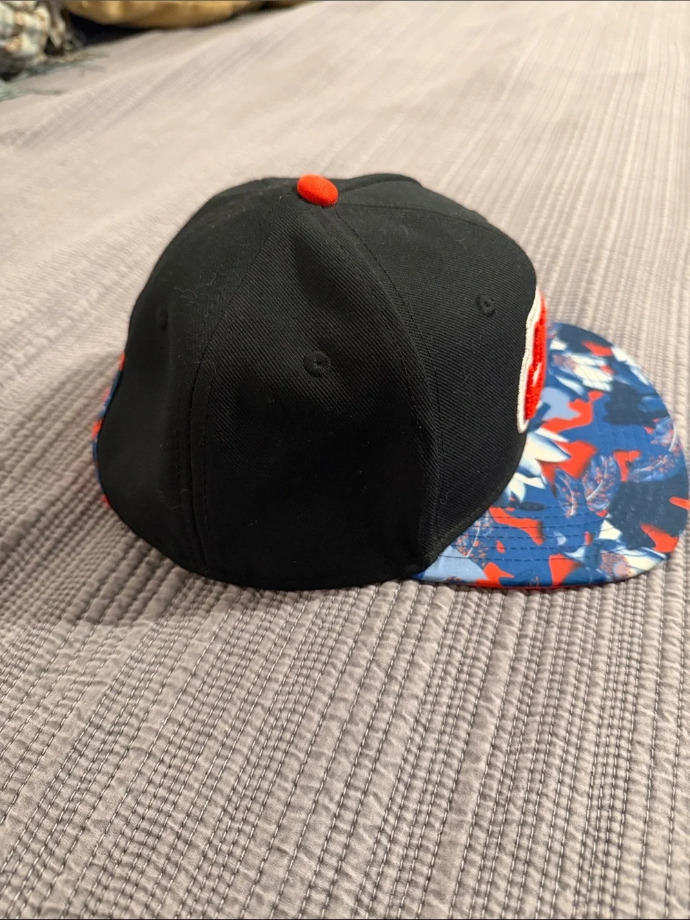 Nike Pro Hat Snapback One Size Dri-Fit Felt Swoosh Logo Spellout Colorblock